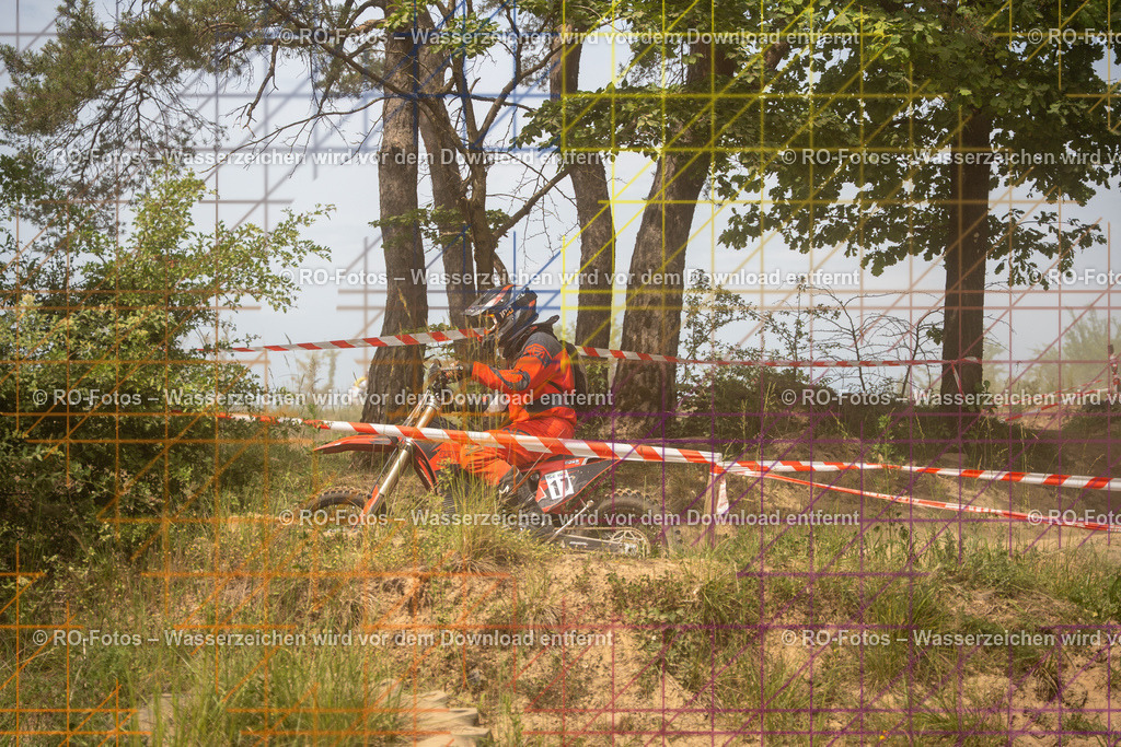 Niederwürzbach 3 Lauf-676 | Sportfotografie von RO-Fotos: Motorsport, Motocross, Enduro, Laufveranstaltungen und Triathlon. Professionelle Fotos von Sportlern und Events. - Realisiert mit Pictrs.com