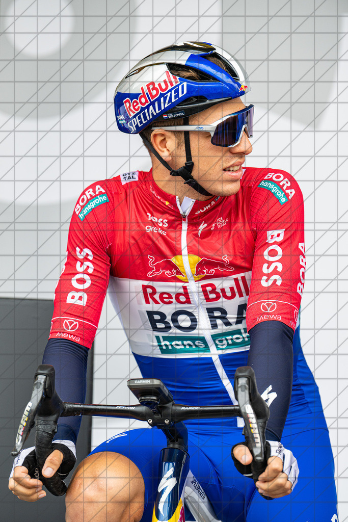 DeutschlandTour 2025 | Etappe 3 - Arnsberg (Start) | VAN POPPEL Danny (Red Bull-Bora-Hansgrohe)//  23.08.25: DeutschlandTour 2025 | Etappe 3 - Arnsberg (Start) / Arnsberg / Deutschland  //   CREDIT:www.bullenfotos.de, Martin König, Hörner Weg 40, D-49078 Osnabrück, +4917663732967 // Nutzung und Weitergabe nur zu den vereinbarten Zwecken. Presseanfragen an Ersteller. Alle Rechte beim Ersteller. Honorierung nach MFM. - Realisiert mit Pictrs.com