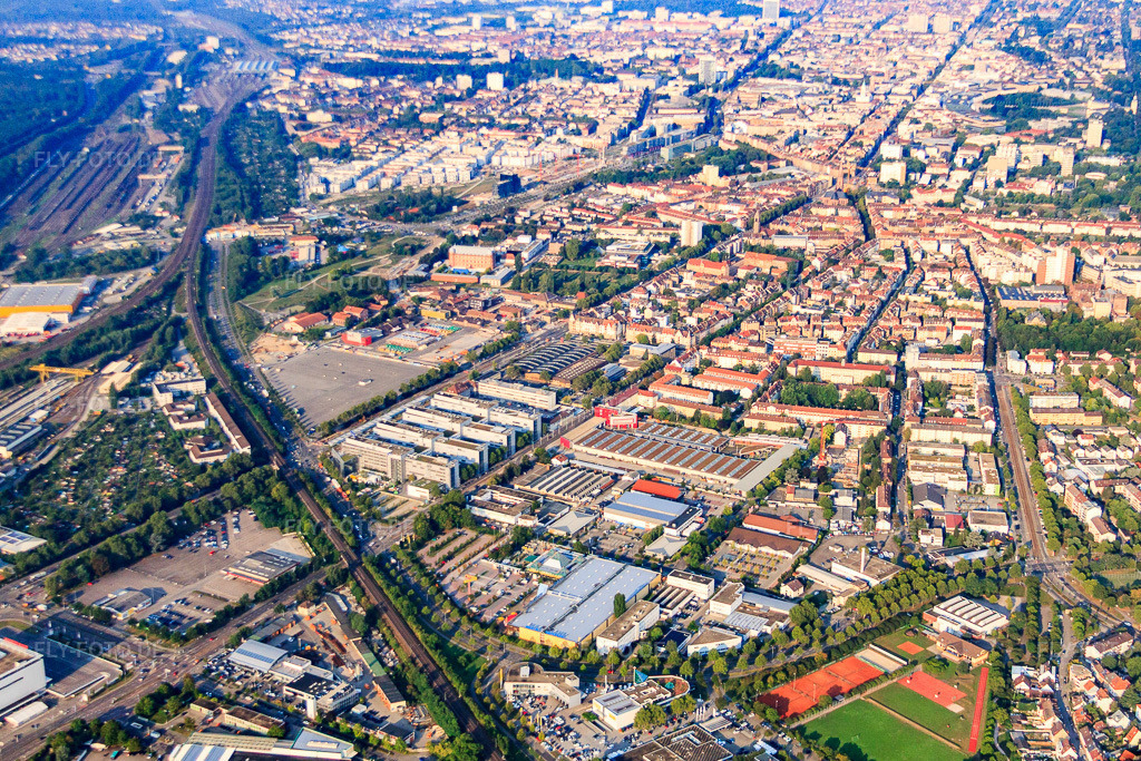 Luftbild: zwischen Ostring, Haid-und-Neu-Straße und Durlacher Allee im Ortsteil Oststadt in Karlsruhe im Bundesland Baden-Württemberg in Deutschland. Foto: IMG_52875.jpg vom 05.09.2012 durch Werner Riehm/FLY-FOTO.de