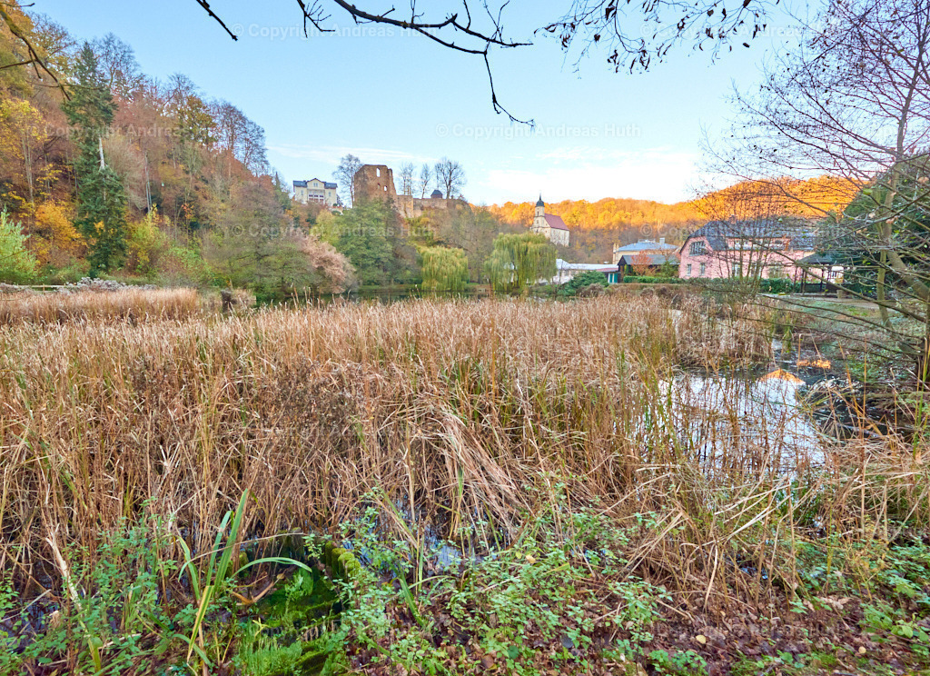Schlossteich Tharandt mit Burgruine und Kirche 02 | Bedeutsame Landschaften Deutschlands - Realisiert mit Pictrs.com