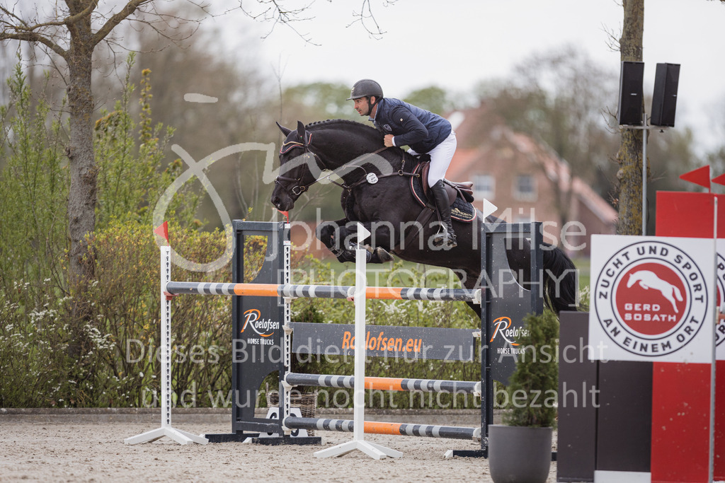 230427_HofSosath_2Ph-M2St-147 | Deine schönsten Turniermomente als professionelle Fotos! Entdecke hochwertige Pferdesport-Fotografie im Online-Shop. Jetzt Fotos finden & bestellen!