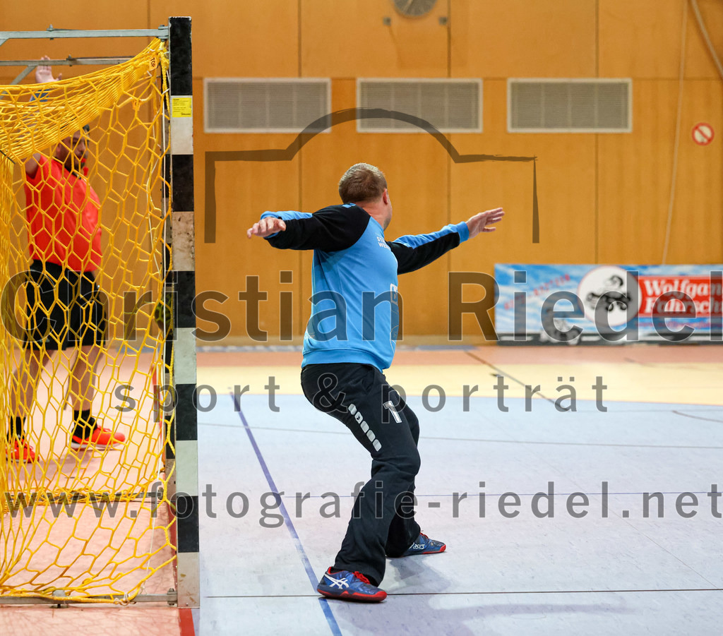 2022-09-24_013_SpVgg_Altenerding_gegen_HSG_Freising-Neufahrn | Erding, Deutschland, 24.09.2022:
Handball, Bezirksoberliga Männer 2022 / 2023, 2. Spieltag, SpVgg Altenerding gegen HSG Freising-Neufahrn, Endergebnis: 18:26

Andreas Meßner (HSG Freising-Neufahrn, #1)

Foto: Christian Riedel / fotografie-riedel.net