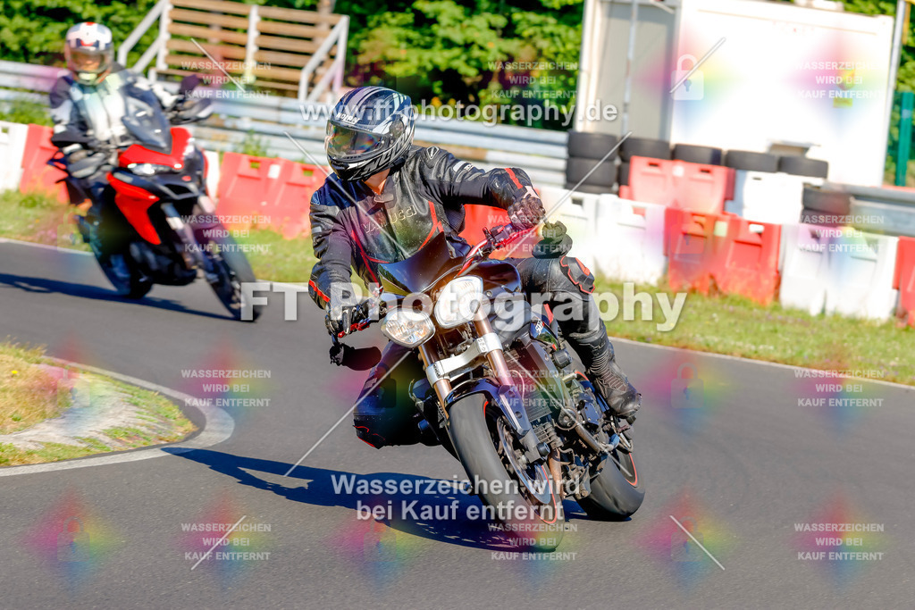 _MOT8839 | Hier findet Ihr Bilder von Touristenfahrten auf der Nürburgring Nordschleife oder von anderen Veranstaltungen die ich besucht habe. Viel Spass beim Durch Schauen 