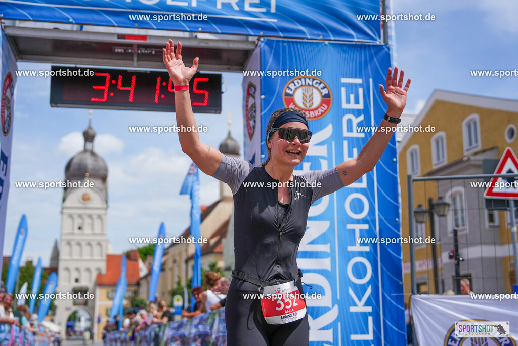 DSC04603 | Stadttriathlon Erding 2025. #yourpictrs #sportshot_your_pictrs @Sportshotphotography #stadttriathlonerding Copyright: www.sportshot.de