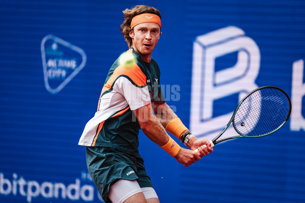 Tennis | Männer | bitpanda Hamburg Open Finale | ATP 500 | Andrei Andrejewitsch Rubljow (RUS) vs. Flavio Cobolli (ITA) | 24.05.2025 | Andrei Andrejewitsch Rubljow Rückhand