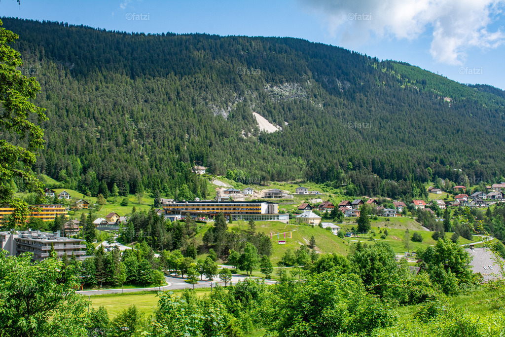 Bad Bleiberg Rudolfschacht Abbauhalde _fatzi_102056 | Fatzi Bilder-Archiv! 
Die Bilder sind für private Nutzung lizenzfrei. Die kommerzielle Nutzung ist möglich und erwünscht, jedoch bitte ich um vorherige Kontaktaufnahme per E-Mail (info@fatzi.at) oder unter +43 650 7828269 - Realisiert mit Pictrs.com