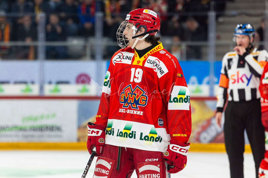 EHCB vs EVZ 20260227_WB-7520 | Sportbilder, Sportfotograf, Hochzeits- und Eventfotografin, Flugshows, Portraits und Tiershooting, Aviation, Downhill, Nationalleague, Swissleague, International