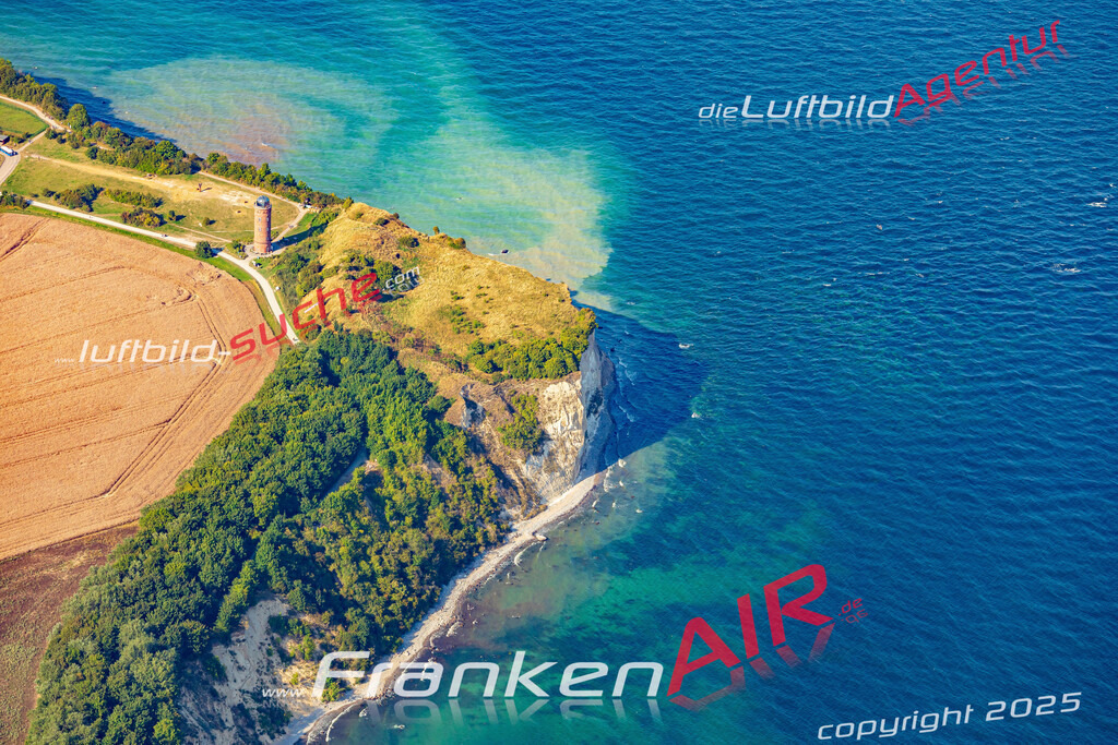 Schöne Luftaufnahme als Geschenk in Arkona Putgarten - Die Luftbildaufnahme wurde 2025 vom UL-Flugzeug heraus erstellt ( keine Drohne ) - Hochauflösende Luftaufnahme -Nicht vergleichbar mit Google Maps oder Satelittenbilder- Die Geschenkidee !Mit Lizenz und Bildrechte bestellbar