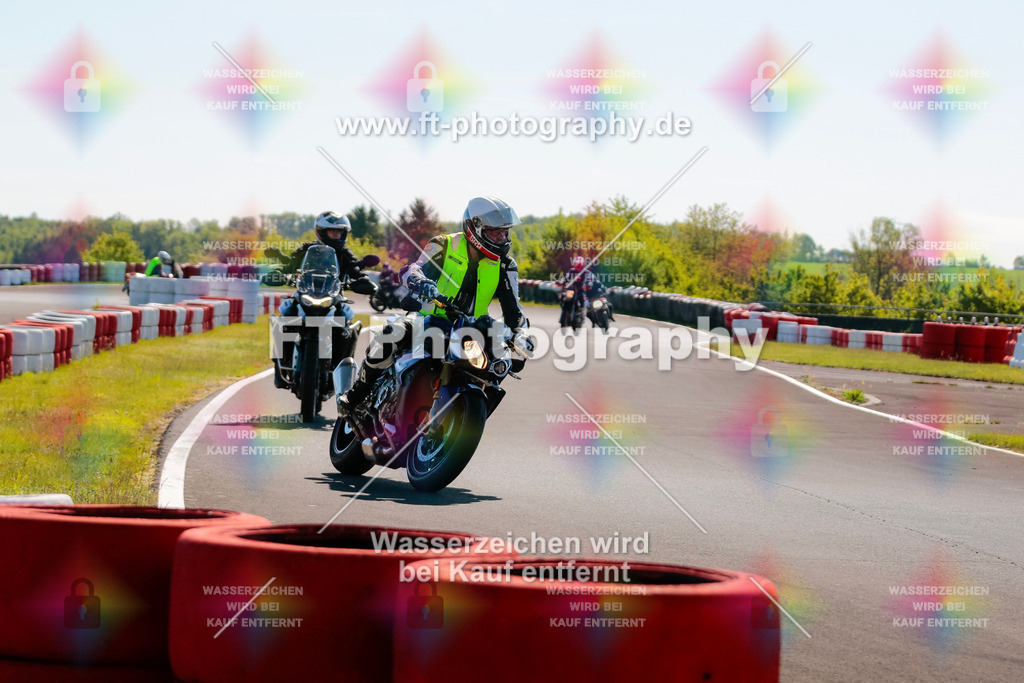 Moto-TeamOBK-21379 | Hier findet Ihr Bilder von Touristenfahrten auf der Nürburgring Nordschleife oder von anderen Veranstaltungen die ich besucht habe. Viel Spass beim Durch Schauen 