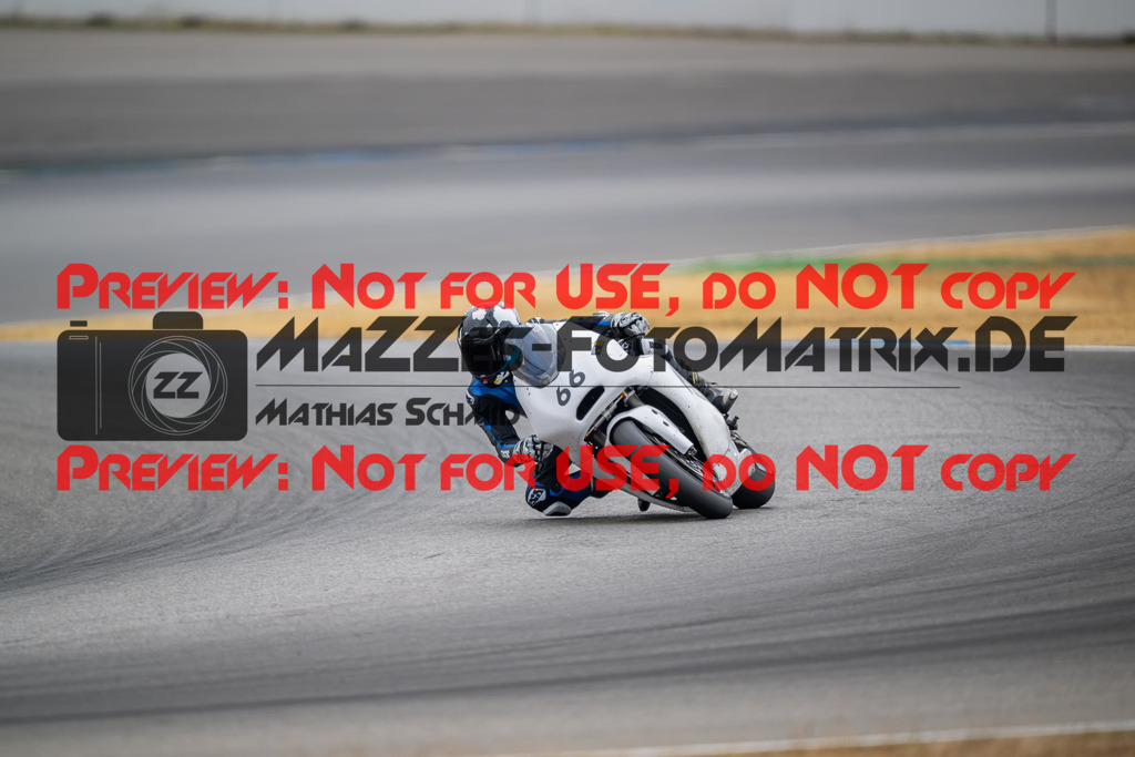 MaZZes-Fotomatrix-20260809-578827 | R1