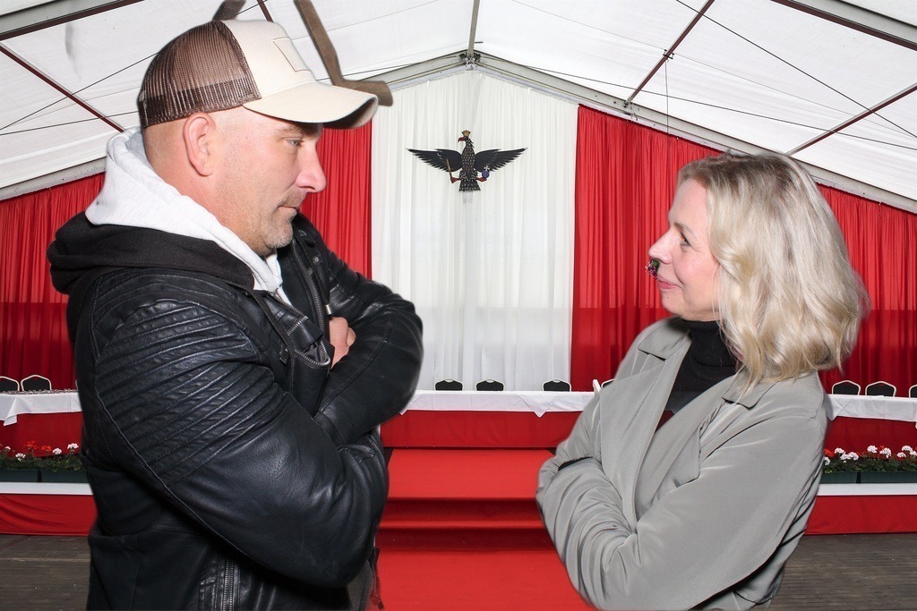 top-top.de 240928-184 | Foto, Video, Fotografie, Videografie, Fotobox, DJ, Discjockey, Musik, Musikbox, Veranstaltung, Photobooth, Amazon, Ebay, Buchtipp, Bestseller, Autor, Verlag, Buch, Wesel, Hamminkeln, NRW, Dinslaken, Rees, Drohne, Hochzeit, Party, Fotobox, Wesel, Fotograf