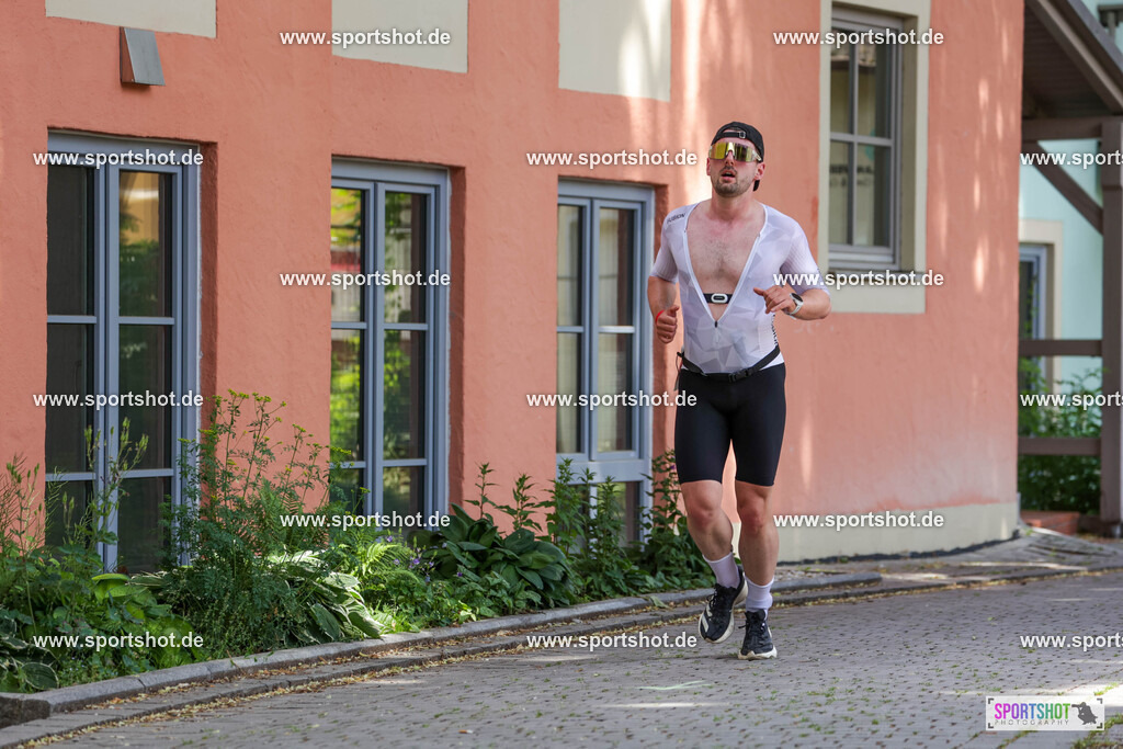 KSZ_7155 | Stadttriathlon Erding 2025. #yourpictrs #sportshot_your_pictrs @Sportshotphotography #stadttriathlonerding Copyright: www.sportshot.de