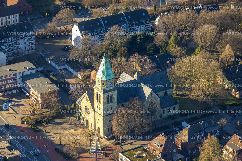 Bottrop240107817 | Luftbild, St Johannes der Täufer Kirche und Hans Büning Platz, Kirchhellen, Bottrop, Ruhrgebiet, Nordrhein-Westfalen, Deutschland