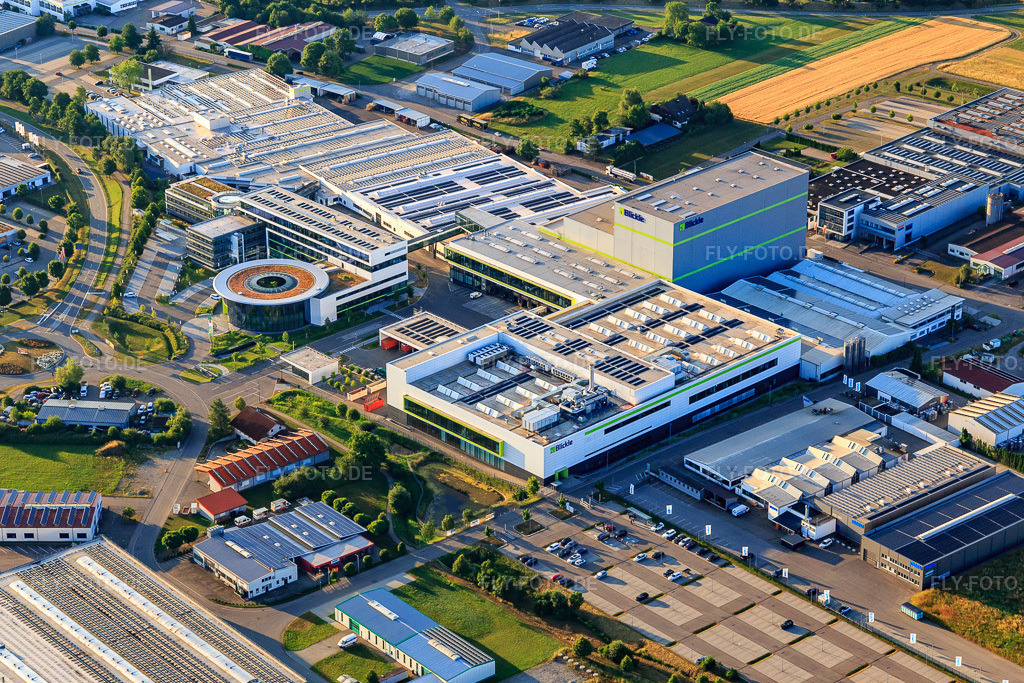Luftbild: Industriegebiet Heinrich-Blickle-Straße mit chefbeschlag GmbH,. MAFU Group und Blickle Räder+Rollen GmbH u. Co. KG in Rosenfeld im Bundesland Baden-Württemberg in Deutschland.Foto: IMG_148828.jpg vom 28.06.2025 durch Werner Riehm/FLY-FOTO.deWWW.CHEFBESCHLAG.DEMAFU-GROUP.DEIhr Räder und Rollen Hersteller für alle Einsatzbereiche | Blickle