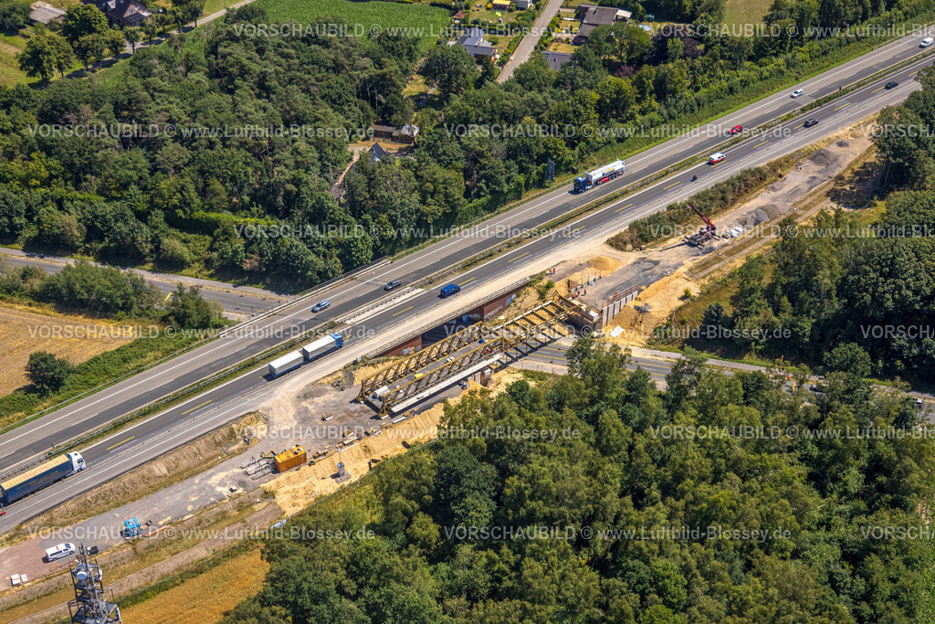 Huenxe220702702 | Luftbild, Renovierung Autobahn A3, Brücke über die Dinslakener Straße, Bucholtwelmen, Hünxe, Ruhrgebiet, Nordrhein-Westfalen, Deutschland