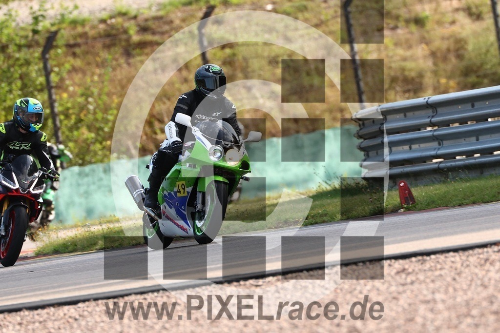 0049-20260820_10264 | Schöne Erinnerungen an spannende Momente - das festzuhalten ist unser Job. PIXELrace.de ist seit 2003 auf den Rennstrecken Europas unterwegs um die Action draußen beim Fahren und die wunderbare Stimmung imm Fahrerlager für euch einzufangen.