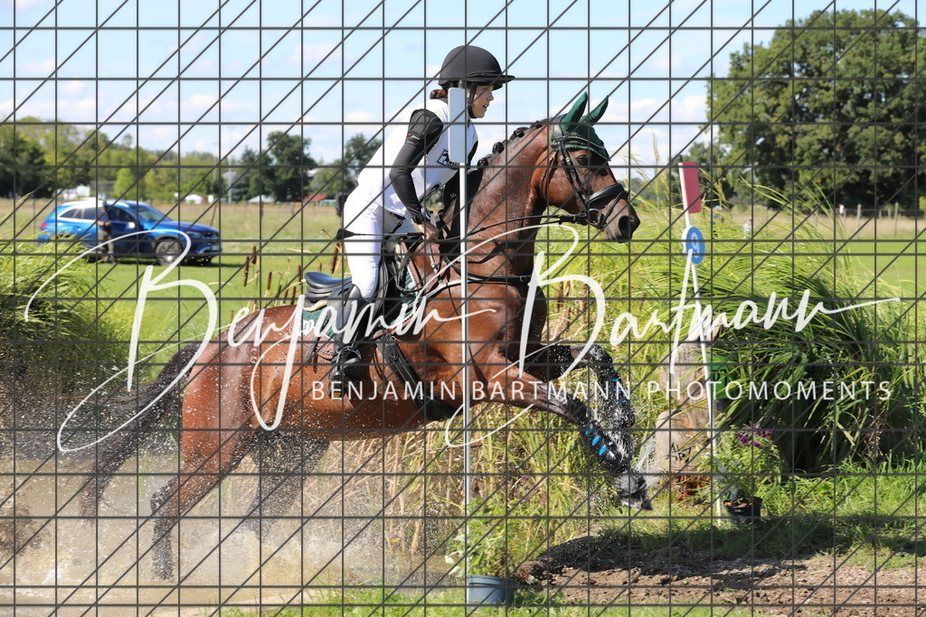 AZ2A0191 | Benjamin Bartmann Photomoments