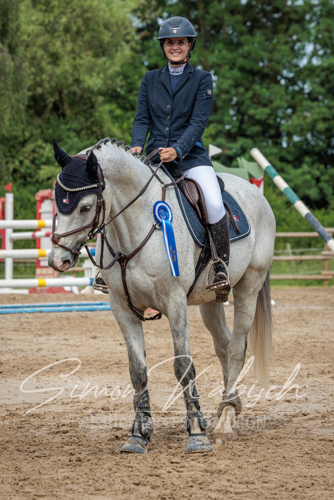 20260530-_3LI3067 | Tierfotografie Pferde, Hunde, Katzen, Haustiere.
Turnierfotografie Reitturniere, Reiten, Springreiten, Dressur in Hanau, dem Main-Kinzig-Kreis und dem Rhein-Main- Gebiet um Frankfurt