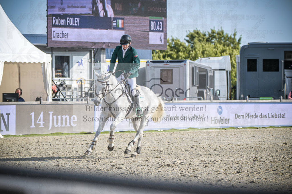 DOS_9114 | Entdecke hochwertige Reitturnierfotos von Foto Oger. Professionell, emotional und authentisch – jetzt Lieblingsmomente im Shop bestellen.Deutschlandweite Turnierfotografie. - Realized with Pictrs.com