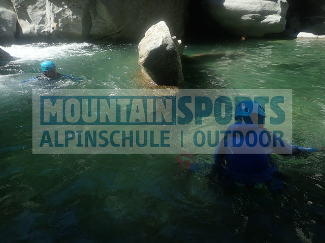 P7280390 | Bestelle die Bilder deines Berg- oder Wasser-Abenteuers mit Mountain Sports bequem von zu Hause aus direkt über unseren Online Fotoshop von pictrs.com. - Realisiert mit Pictrs.com