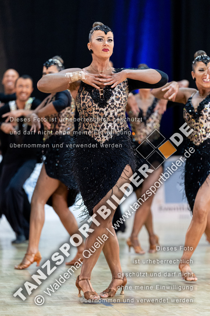 20240120-01252 | Hier finden Sie Tanz Bilder vom Latein und Standard Formationen tanzen. Sportbilder vom Tanzsport. Schöne Fotos und von Weltmeisterschaft, Europameisterschaft, Bundesliga, Regionalliga, Oberliga und Landesliga sowie von GOC Stuttgart, DanceComp, WM Bremen