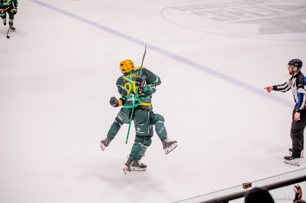 DSC_8344 | "Fussifoto.com – Ihr Ansprechpartner für hochwertige Fotografie! Entdecken Sie kreative Bilder und professionelle Dienstleistungen. Kontaktieren Sie uns für Ihre Projekte!"