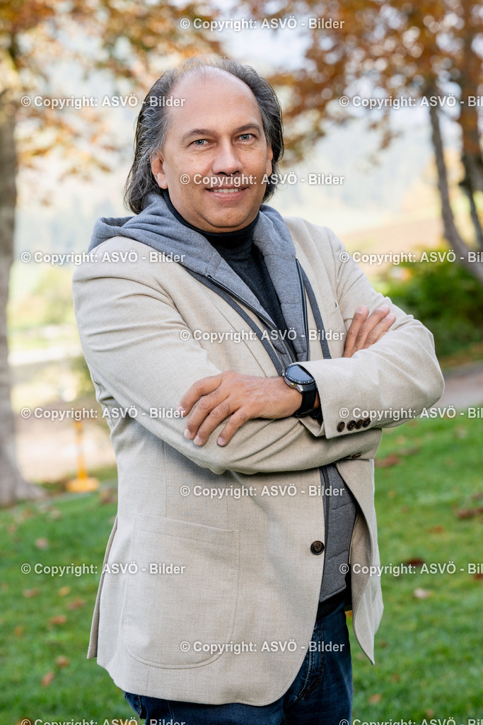 Willi Blecha_ ASVÖ Oberösterreich-6 | 19.10.2024, Aigen im Ennstal, AUT, ASVÖ, Porträt Bilder Bundesvorstandsitzung 2024 im Imlauer Hotel Schloss PichlarnWilli Blecha©ASVÖ / Harald Dostal  - Realisiert mit Pictrs.com
