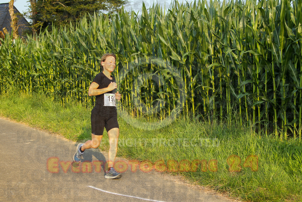 240802_1920_EV4_3566 | Sportfotografie im Rhein-Sieg Kreis, Köln, Bonn, NRW, Rheinland Pfalz, Hessen, etc. Unser Tätigkeitsfeld umfasst den Laufsport vom Volkslauf über den Marathon, Duathlon, Triathon bis zum Ultralauf wie Kölnpfad Ultra oder Schindertrail.