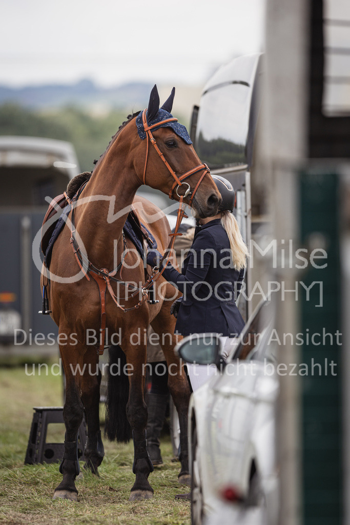 230728_BHO_A1-Stil-1-100 | Deine schönsten Turniermomente als professionelle Fotos! Entdecke hochwertige Pferdesport-Fotografie im Online-Shop. Jetzt Fotos finden & bestellen!