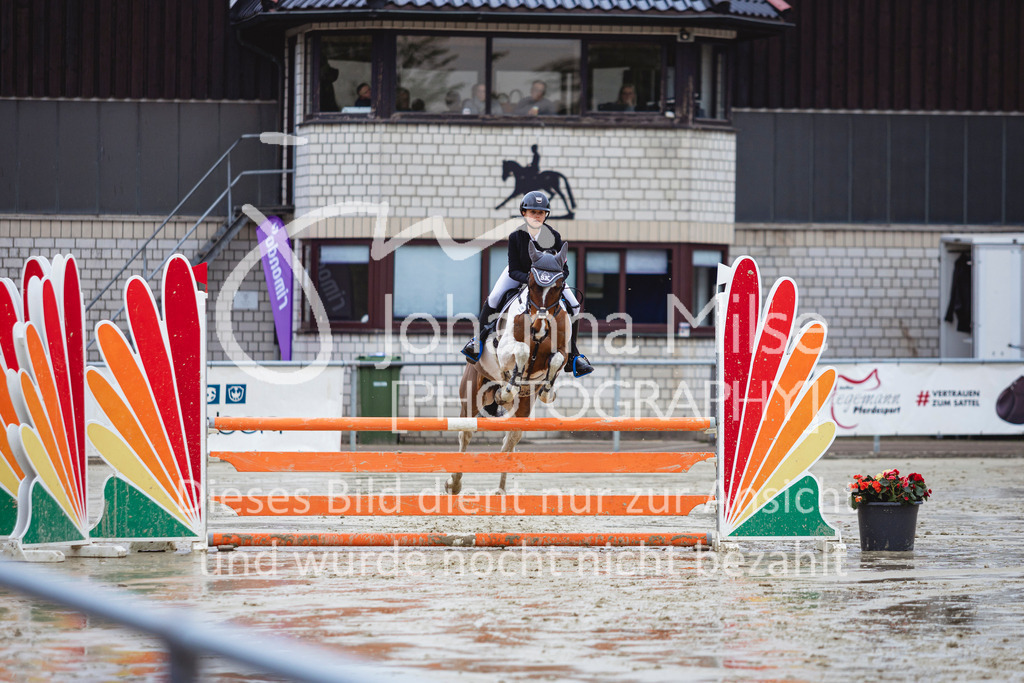 240426_Olfen-Vinnum_PonyTrophy-349 | Deine schönsten Turniermomente als professionelle Fotos! Entdecke hochwertige Pferdesport-Fotografie im Online-Shop. Jetzt Fotos finden & bestellen!
