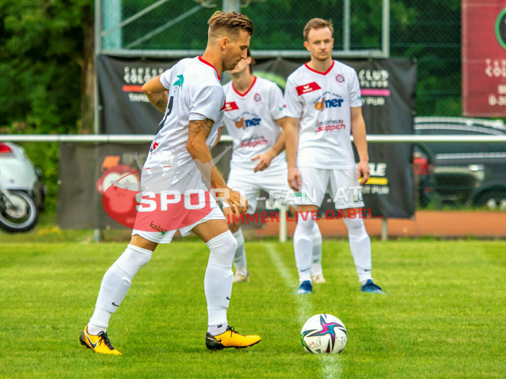 TSV Grafenstein - SK Maria Saal | Manuel Kerhe (SK Maria Saal #3) TSV Grafenstein - SK Maria Saal am 02.08.2022 in Grafenstein
(Sportplatz), AUSTRIA, (Photo by Ernst Krawagner sport-fan.at),  - Realisiert mit Pictrs.com