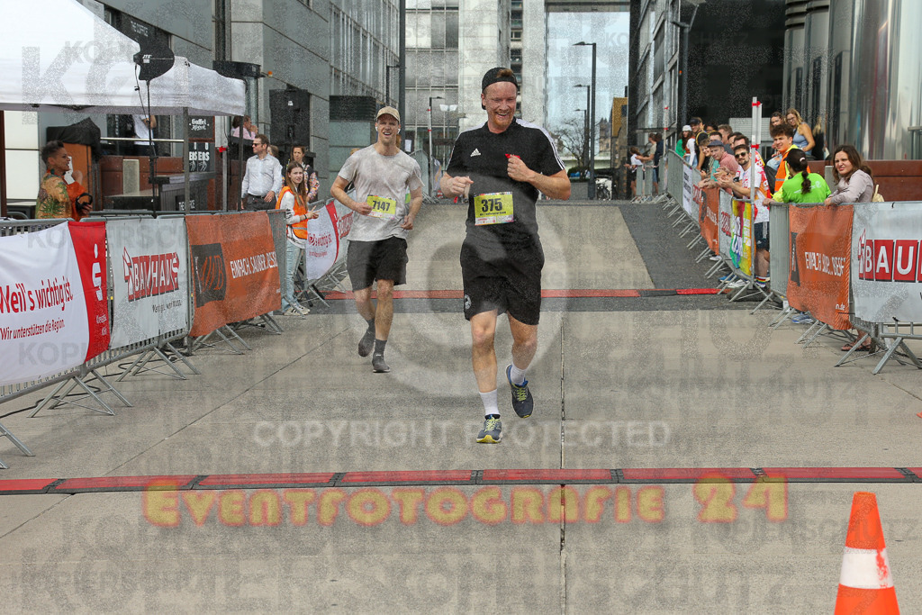 250920_1324_EX1_4368 | Sportfotografie im Rhein-Sieg Kreis, Köln, Bonn, NRW, Rheinland Pfalz, Hessen, etc. Unser Tätigkeitsfeld umfasst den Laufsport vom Volkslauf über den Marathon, Duathlon, Triathon bis zum Ultralauf wie Kölnpfad Ultra oder Schindertrail.