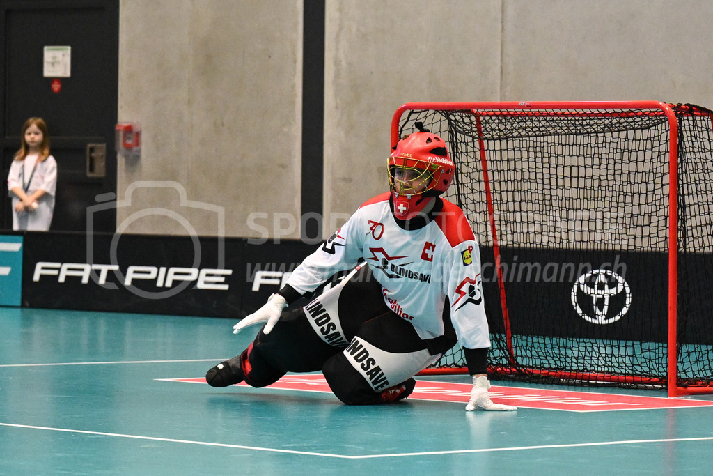 Switzerland B U19 vs Switzerland U19 - 4. February 2024 | Switzerland B U19 vs Switzerland U19
U19 Men International Matches in Switzerland
GoEasy Arena, Siggenthal Station
Switzerland goalie #30 Ilja Brunner.
Credit: Markus Aeschimann | <a href="https://www.markus-aeschimann.ch">Sportfotografie Markus Aeschimann</a> | <a href="https://www.instagram.com/sportfotografie.aeschimann">@sportfotografie.aeschimann</a> - Realisiert mit Pictrs.com