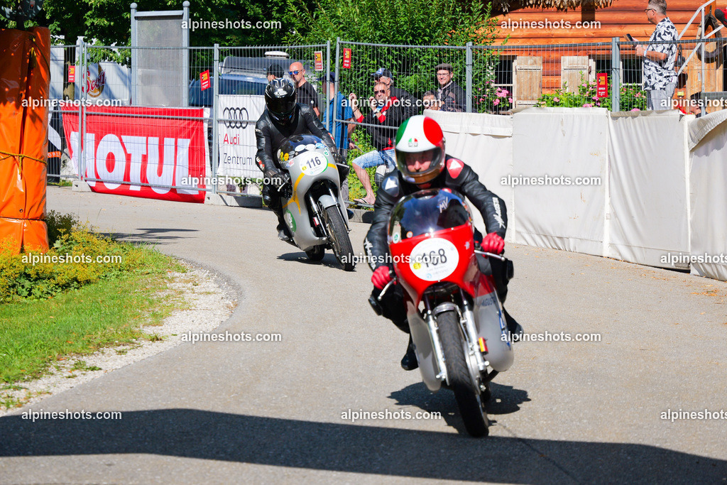 P1025828 | Erleben Sie atemberaubende, hochqualitative Fotos Ihrer Fahrt entlang der malerischen Alpenstraßen. Besuchen Sie alpineshots.com, um professionelle Aufnahmen Ihrer unvergesslichen Reise zu finden und zu kaufen - Realisiert mit Pictrs.com