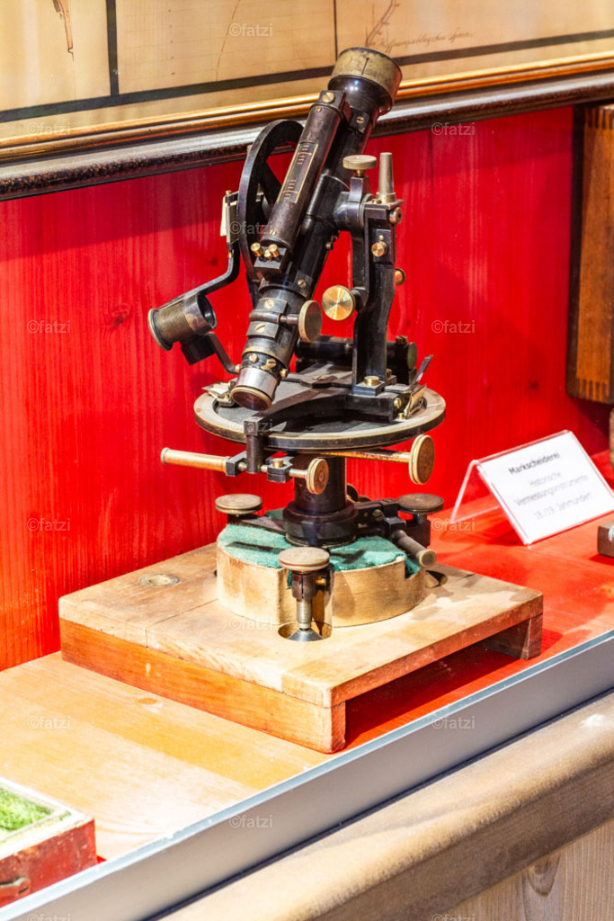 Bergbau-Museum Innen _fatzi_20230908-153229 | Fatzi Bilder-Archiv! 
Die Bilder sind für private Nutzung lizenzfrei. Die kommerzielle Nutzung ist möglich und erwünscht, jedoch bitte ich um vorherige Kontaktaufnahme per E-Mail (info@fatzi.at) oder unter +43 650 7828269 - Realisiert mit Pictrs.com