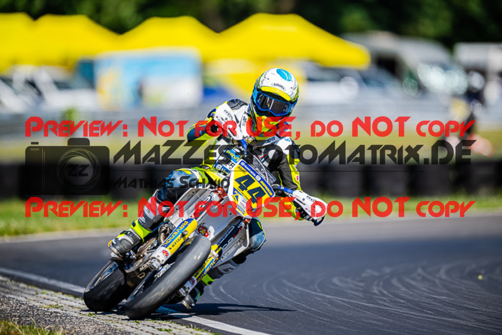 MaZZes_FotoMatrix_220702_2891 | S1