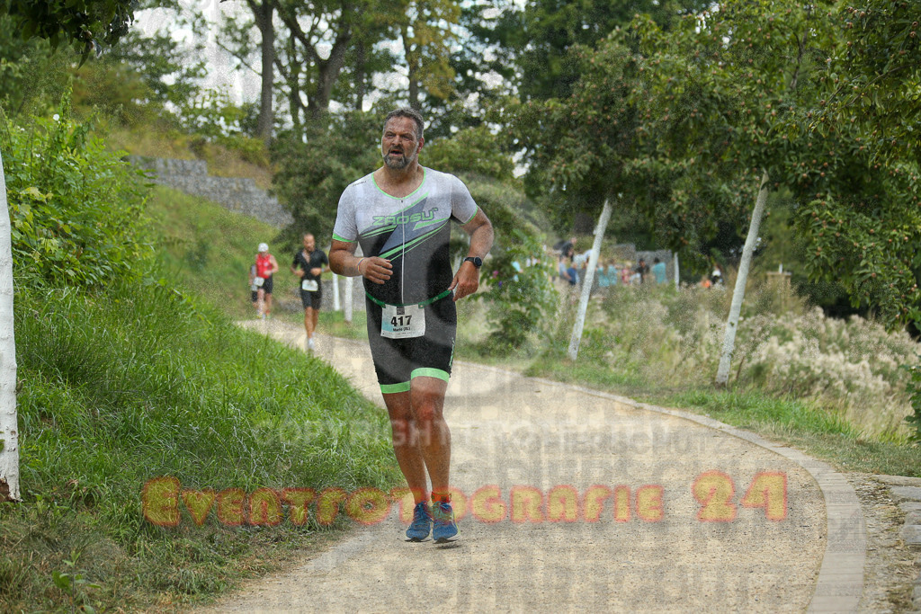 250824_1355_EX1_4269 | Sportfotografie im Rhein-Sieg Kreis, Köln, Bonn, NRW, Rheinland Pfalz, Hessen, etc. Unser Tätigkeitsfeld umfasst den Laufsport vom Volkslauf über den Marathon, Duathlon, Triathon bis zum Ultralauf wie Kölnpfad Ultra oder Schindertrail.
