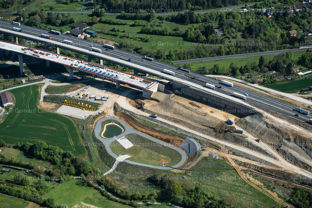 3700949 | A3 Baustelle Autobahnbrücke und Einhausung bei Wuerzburg Heidingsfeld