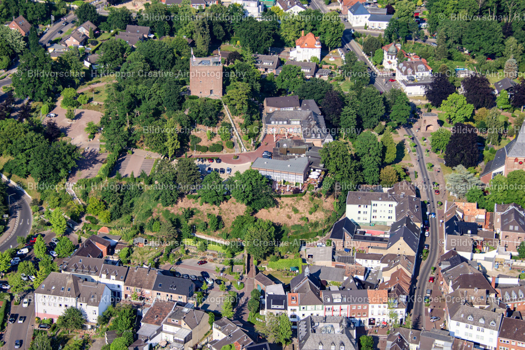 Hotel Burg Wassenberg by Savio Creative Airphotography H.Klöpper-3242 | Luftbilder der Stadt Wassenberg , Kreis Heinsberg - Realisiert mit Pictrs.com