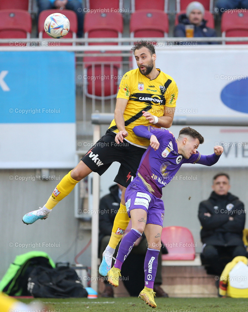 A_LUI_05032023_01 | SPORT,FUSSBALL,ADMIRAL BUNDESLIGA AUSTRIA KLAGENFURT-SCR ALTACH 05.03.2023IM BILD: FLORIAN RIEDER (KLAGENFURT) UND ATHE NUHIU (ALTACH) BILD:FOTOLUI/MW