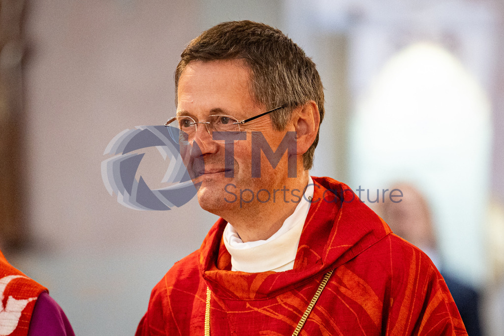 RR5M5249 | Firmung Dom Klagenfurt 8.6.24