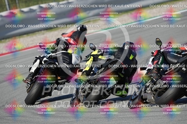 2025_10_23_PBK_32633 | Sportfotografie; SlowMotion; Video; Rennstrecke; Hafeneger; Speer; Racing; RSE; BMW; CBO; Trackday; Motorsportarena; Hockenheimring; Brno; Most; Barcelona; Valencia