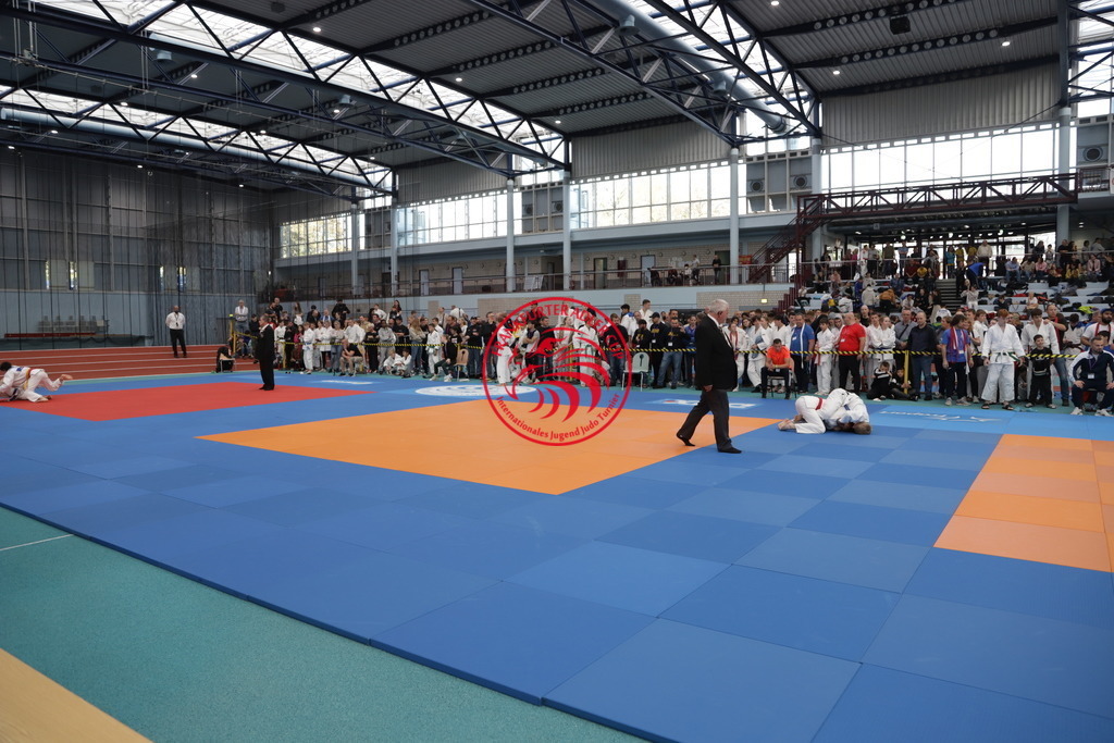 IMG_9179 | Fotos vom Adler Cup - Pictures from Adler Cup

Hier findet Ihr alle Eindrücke und großen Momente der Adler Cup Wochenenden. Here you will find all impressions and great moments of the Adler Cup weekends. - Realisiert mit Pictrs.com