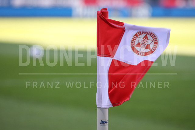 Grazer AK 1902 vs FC Red Bull Salzburg – Austrian Bundesliga | Graz, Austria, 15.Feb.26 - SOCCER - ADMIRAL Bundesliga, Grazer AK 1902 vs FC Red Bull Salzburg. The image shows the corner flag.