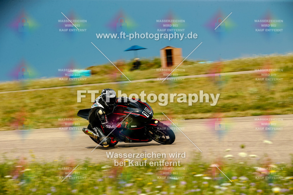Chambley Juli-0632 | Hier findet Ihr Bilder von Touristenfahrten auf der Nürburgring Nordschleife oder von anderen Veranstaltungen die ich besucht habe. Viel Spass beim Durch Schauen 