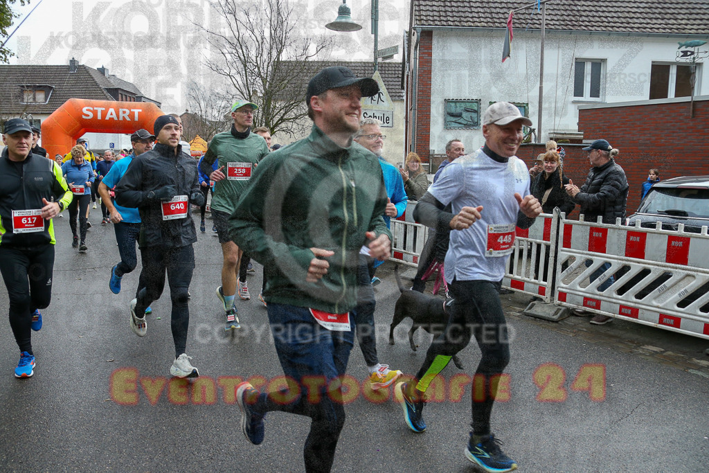 251130_1134_EX1_8064 | Sportfotografie im Rhein-Sieg Kreis, Köln, Bonn, NRW, Rheinland Pfalz, Hessen, etc. Unser Tätigkeitsfeld umfasst den Laufsport vom Volkslauf über den Marathon, Duathlon, Triathon bis zum Ultralauf wie Kölnpfad Ultra oder Schindertrail.