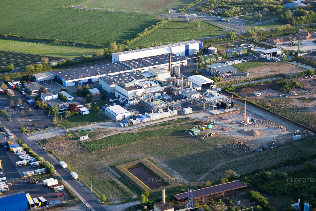 Luftbild: Industrie- und Gewerbegebiet NO mit Nalco Deutschland Manufacturing GmbH in Biebesheim am Rhein im Bundesland Hessen in Deutschland. Foto: IMG_077723.jpg vom 23.04.2015 durch Werner Riehm/FLY-FOTO.de