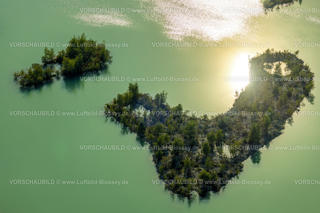 Beckum230804897 | Luftbild, Gegenlicht am Dyckerhoffsee - Blaue Lagune, Beckum, Münsterland, Nordrhein-Westfalen, Deutschland