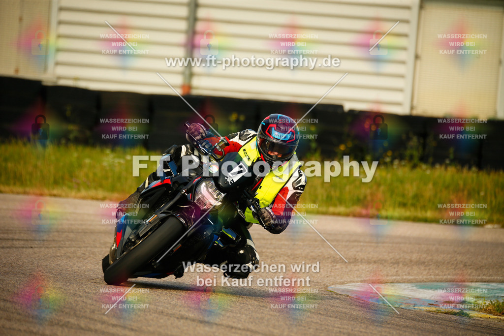 _MOT5187 | Hier findet Ihr Bilder von Touristenfahrten auf der Nürburgring Nordschleife oder von anderen Veranstaltungen die ich besucht habe. Viel Spass beim Durch Schauen 