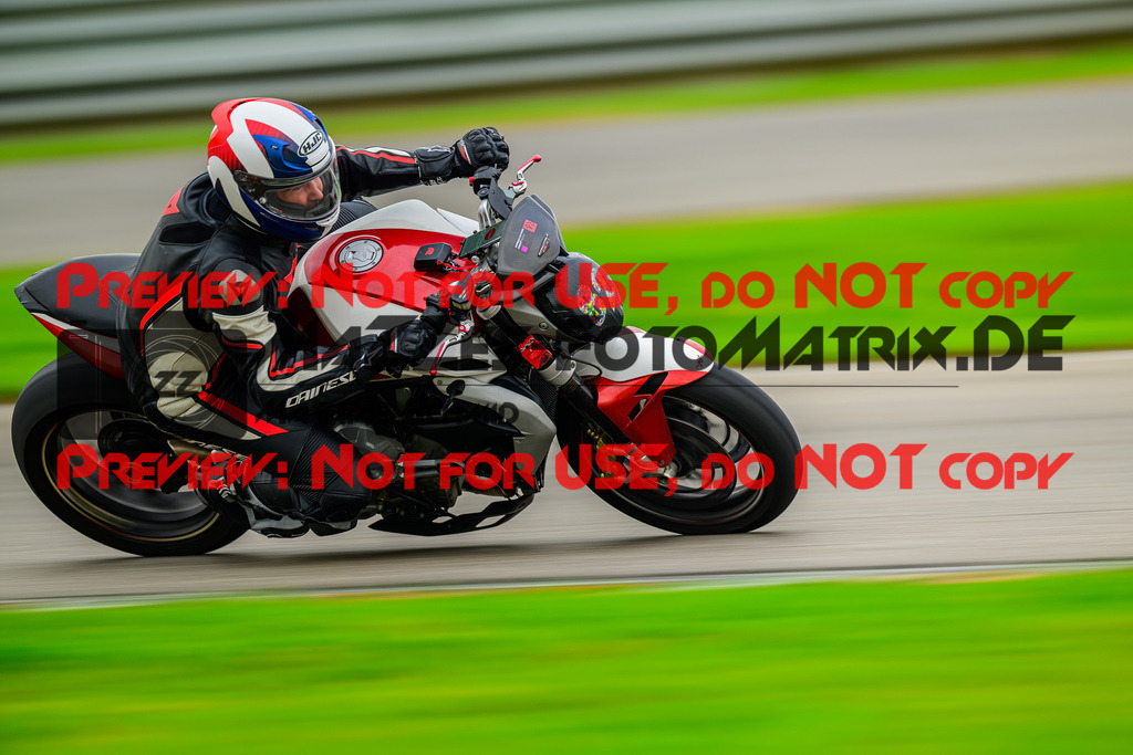 MaZZes_Fotomatrix_20241002_6007705_0602 | ROT